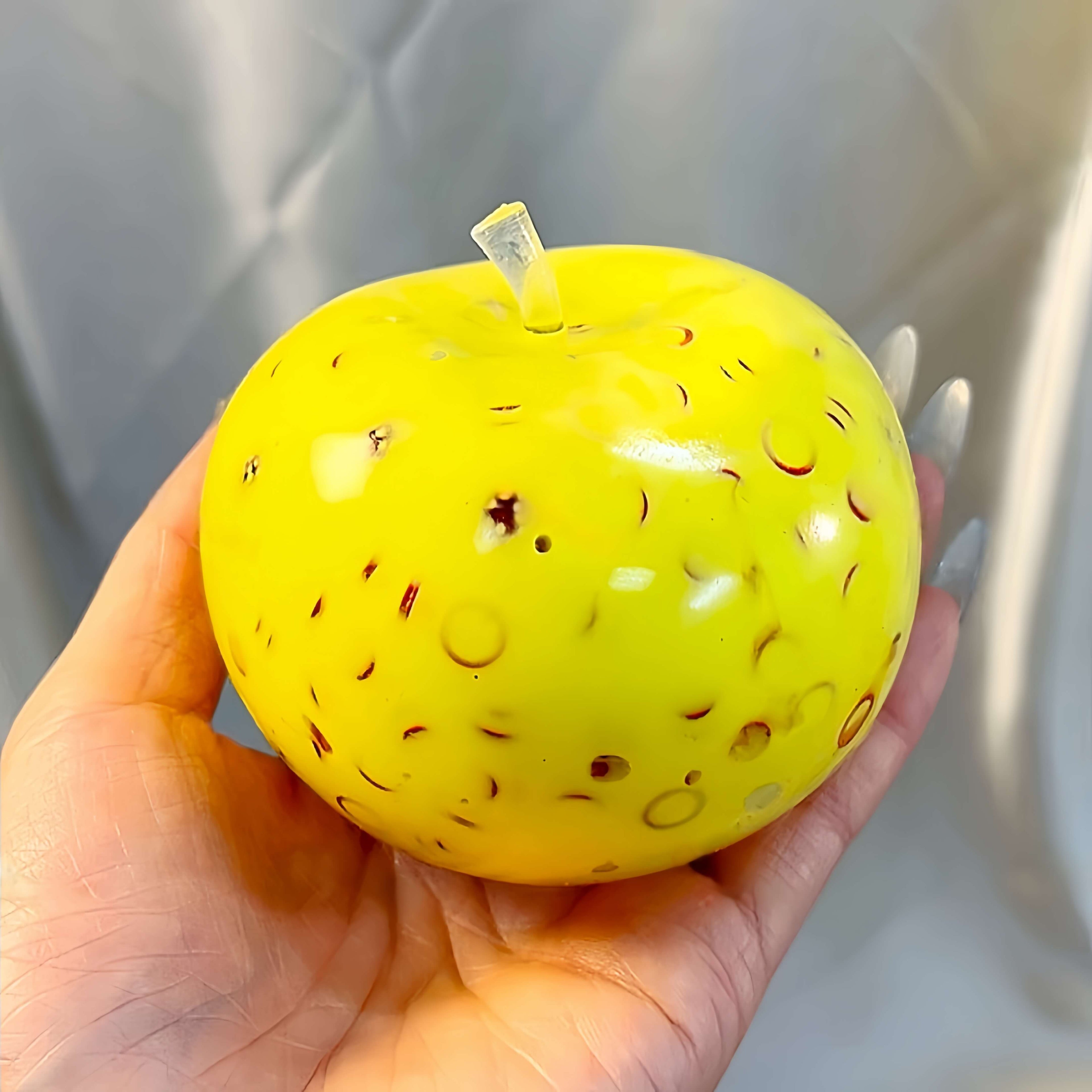 Chiboki Slushy Apple Squishy – Moldable Stress Ball