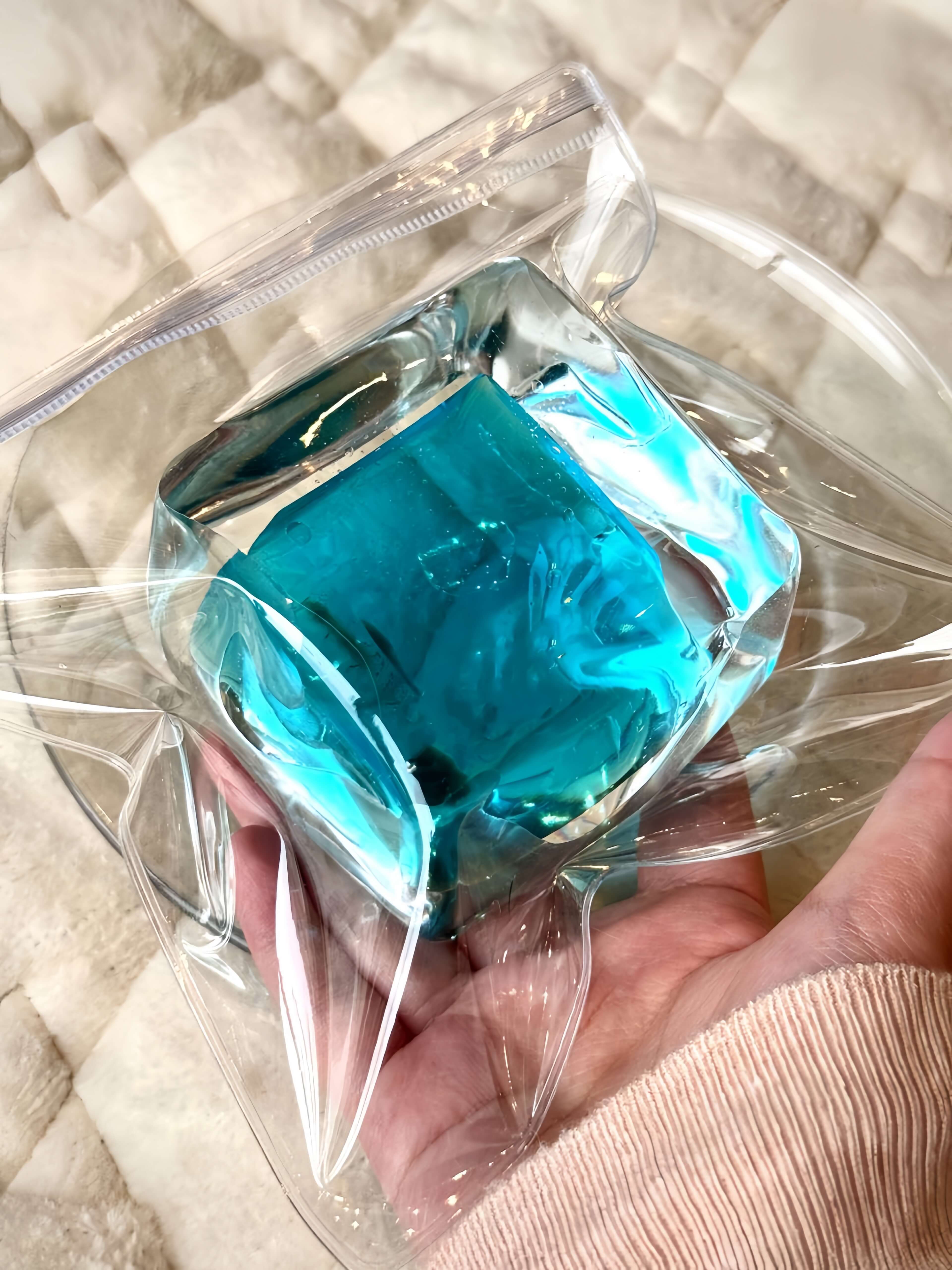 Flowing Sand Ice Block – Ultra Soft, Satisfying to Squeeze