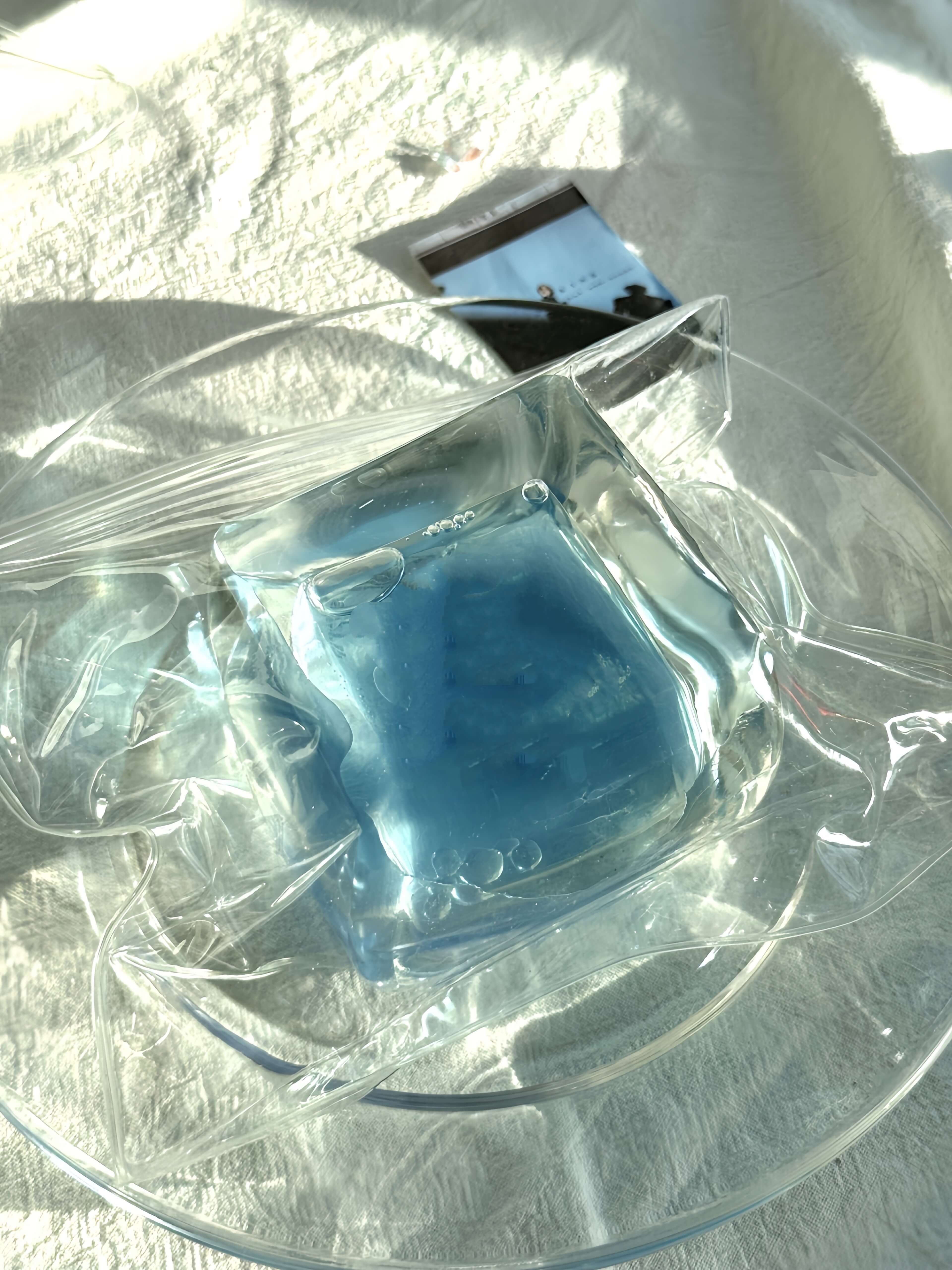 Flowing Sand Ice Block – Ultra Soft, Satisfying to Squeeze